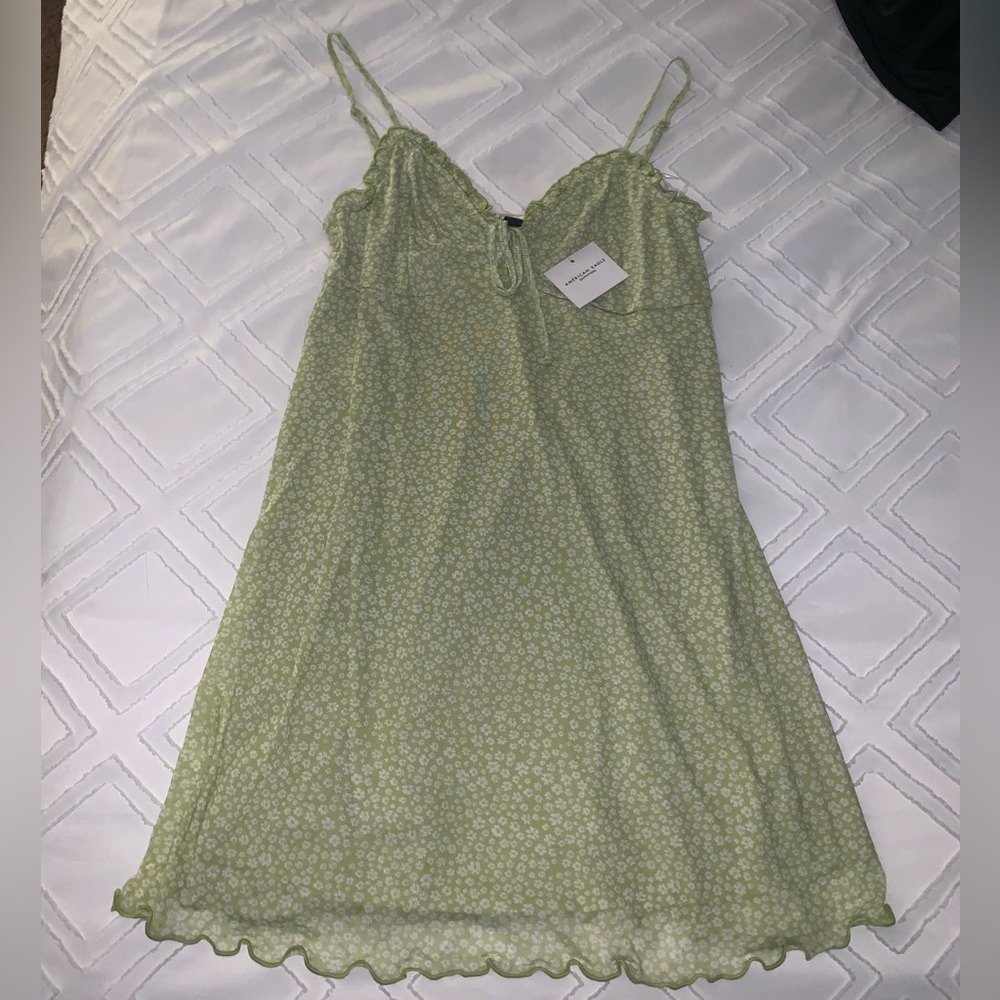 AMERICAN EAGLE: NWT Green Dress
